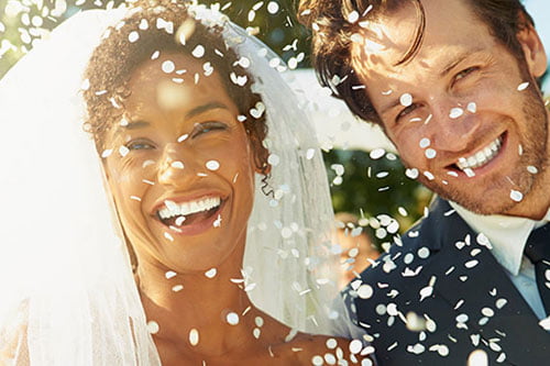 Dazzle Down the Aisle: Your Guide to a Photo-Ready Wedding Grin